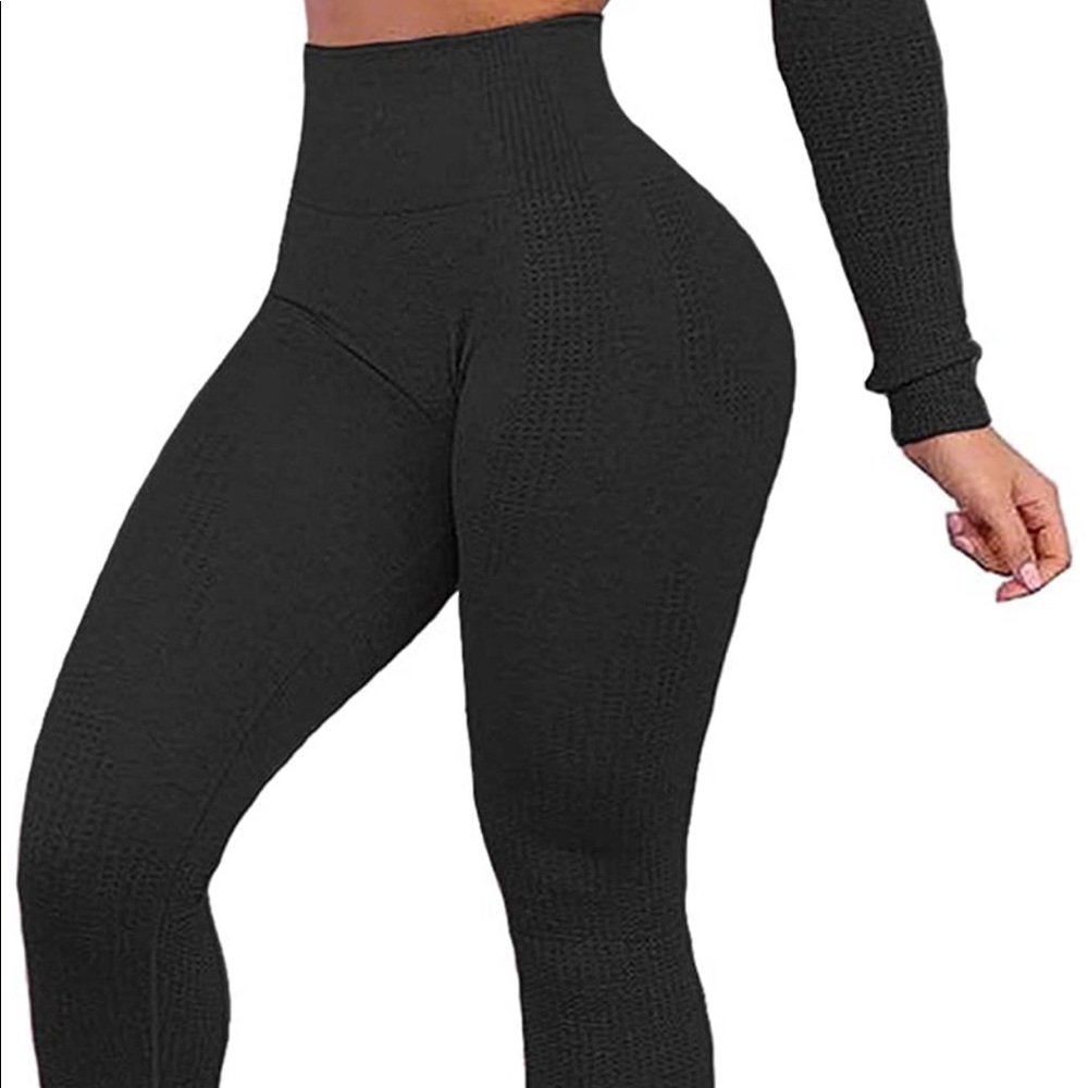 Black leggings